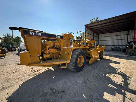 1990 CAT SS250 Soil Stabilizer