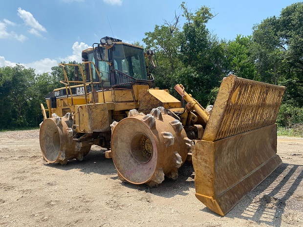 2002 CAT 816F