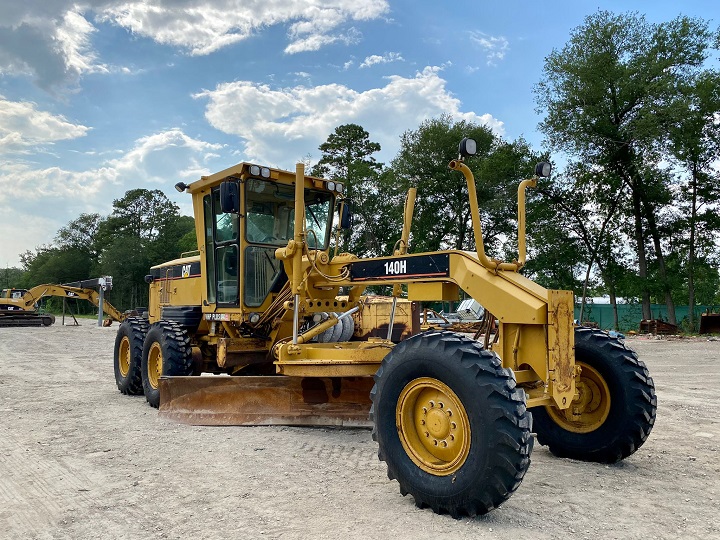2004 CAT 140H CCA