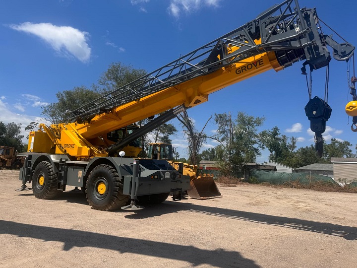 Used 2007 Grove RT890E Rough Terrain Crane