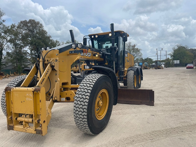 2012 John Deere 870GP
