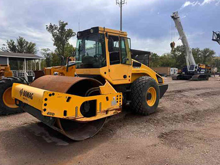 2014 Bomag BW213 