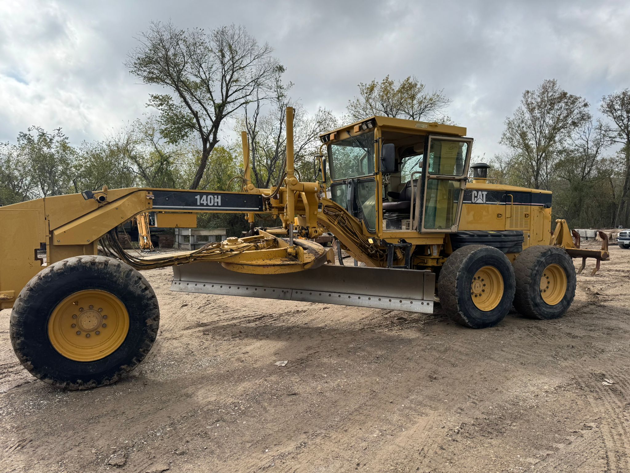 2006 CAT 140H Motor Grader